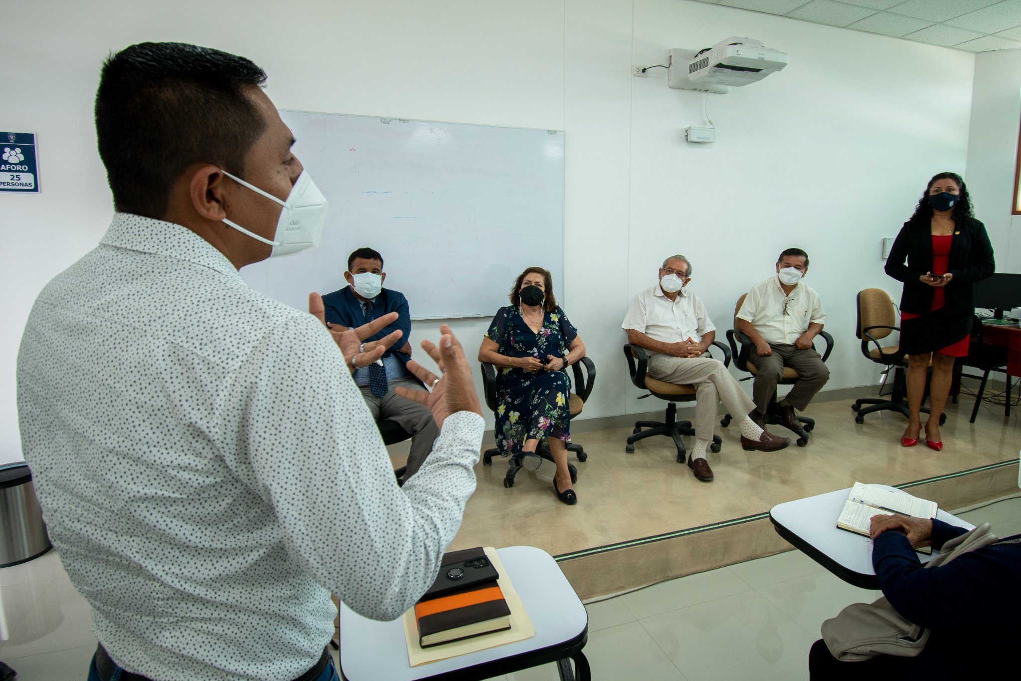 UNF estrecha vínculos de cooperación con comunidades campesinas 2